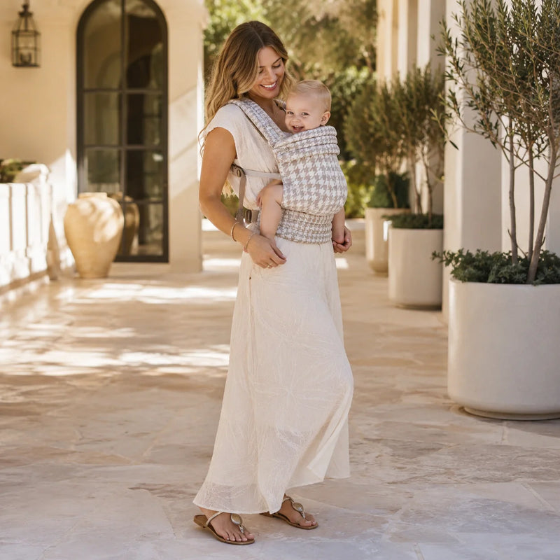 KINHOA BabyCarrier™  - Beige Houndstooth